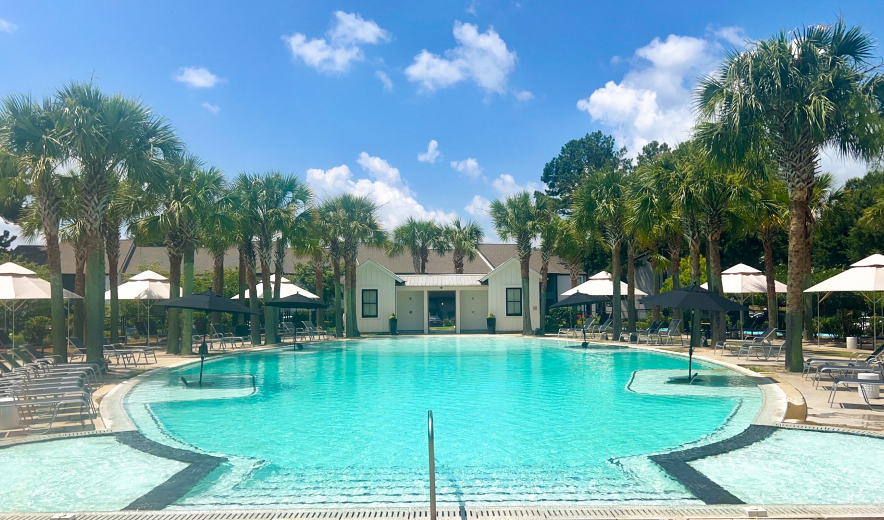 The Palms is a petfriendly apartment community in Columbus, GA